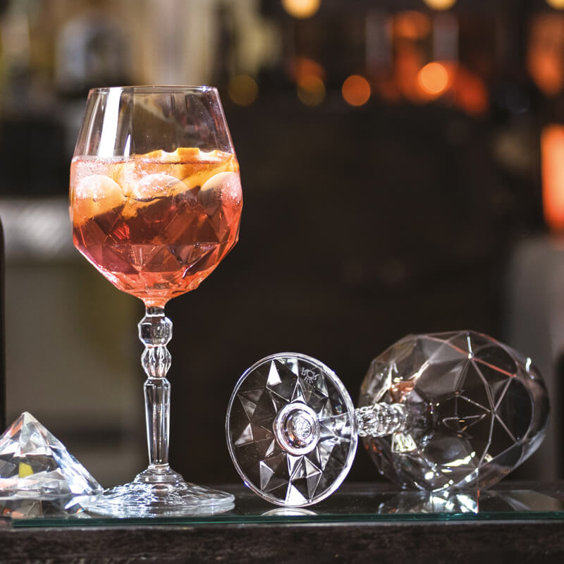 Wein-/Cocktail-Kelch Alkemist, RCR - 530ml (6 Stk.) Wein-/Cocktail-Kelch Alkemist, RCR - 530ml (6 Stk.)