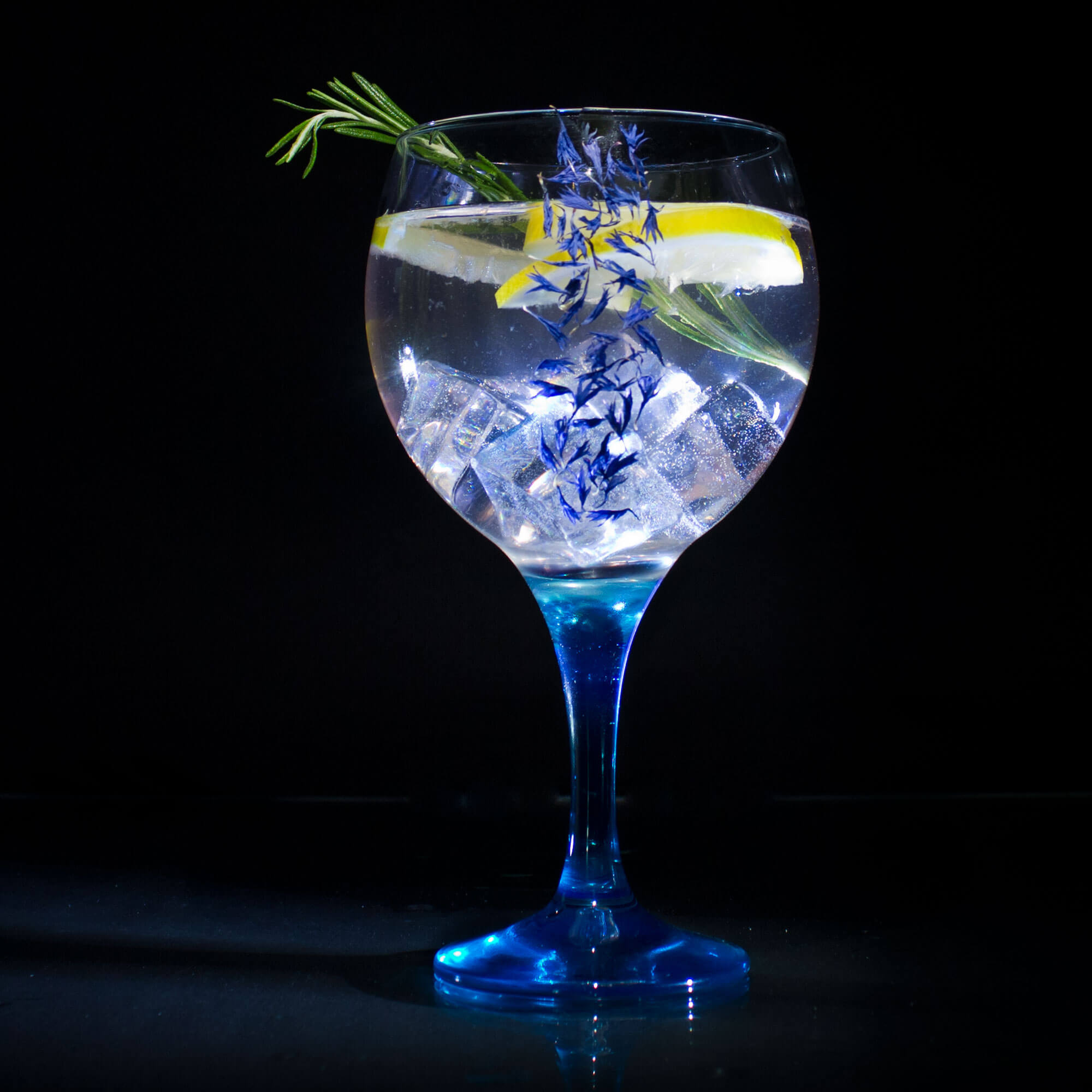 Ballonglas Gin&Tonic, blauer Stiel, Gürallar - 645ml (1 Stk.)